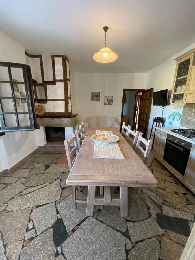 Casa Di Campagna In Gallura Luogosanto Buitenkant foto