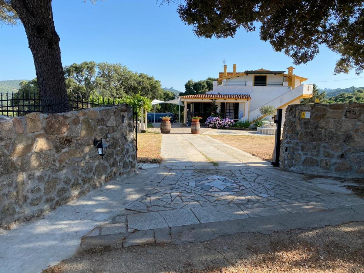 Casa Di Campagna In Gallura Luogosanto Buitenkant foto