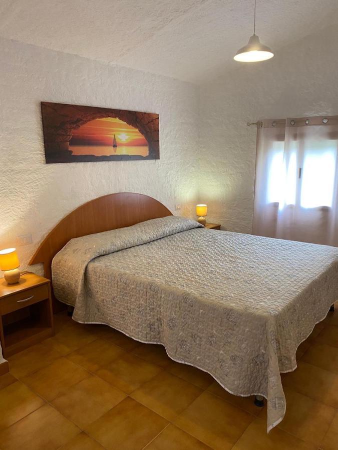 Casa Di Campagna In Gallura Luogosanto Buitenkant foto