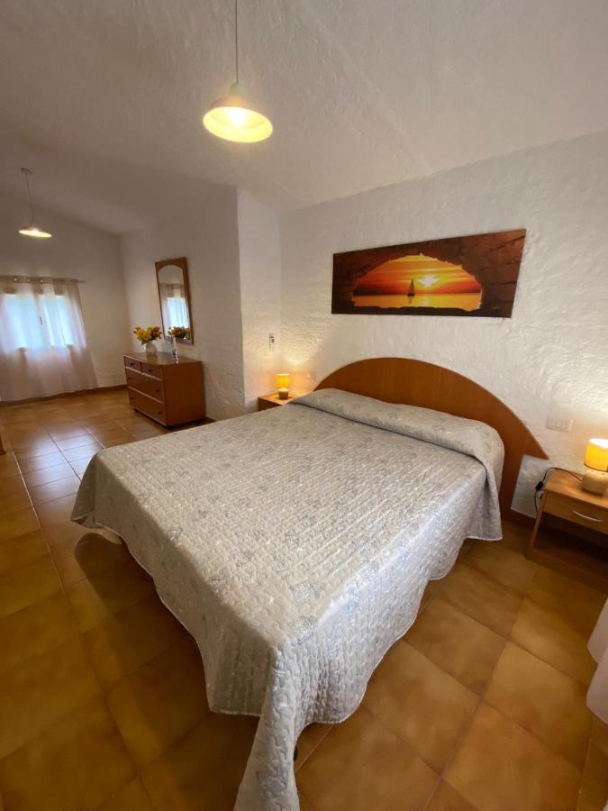 Casa Di Campagna In Gallura Luogosanto Buitenkant foto