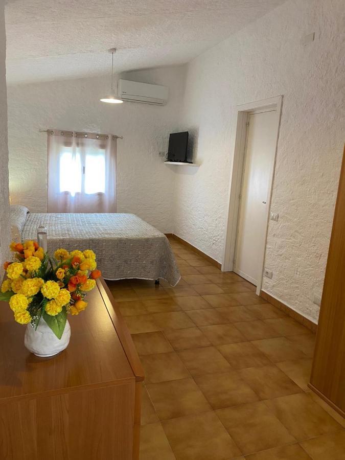 Casa Di Campagna In Gallura Luogosanto Buitenkant foto